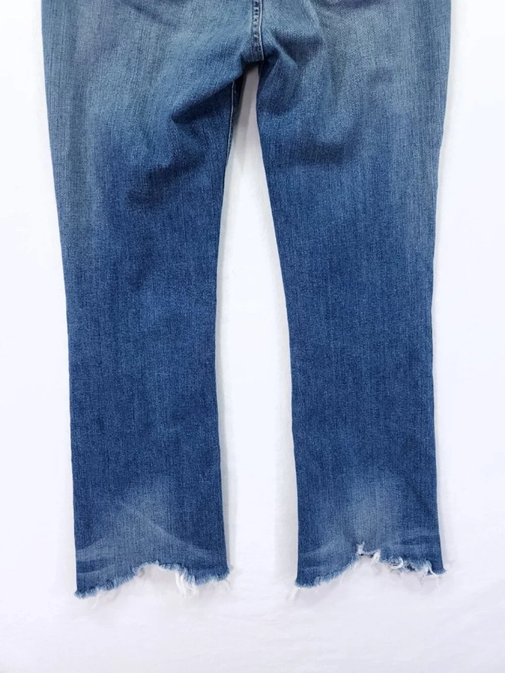 Rag & Bone Frayed Crop Distressed Hem Straight Jeans Size 29 (Actual 31x27)